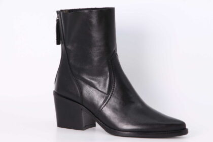 Stiefelette schwarz