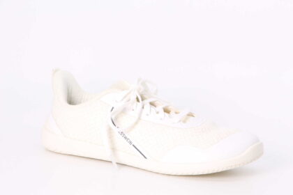 Barefoot Women arctic white