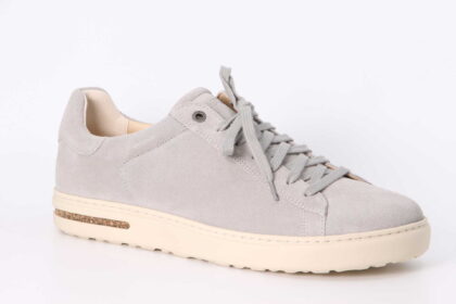 Bend Low normal stone coin