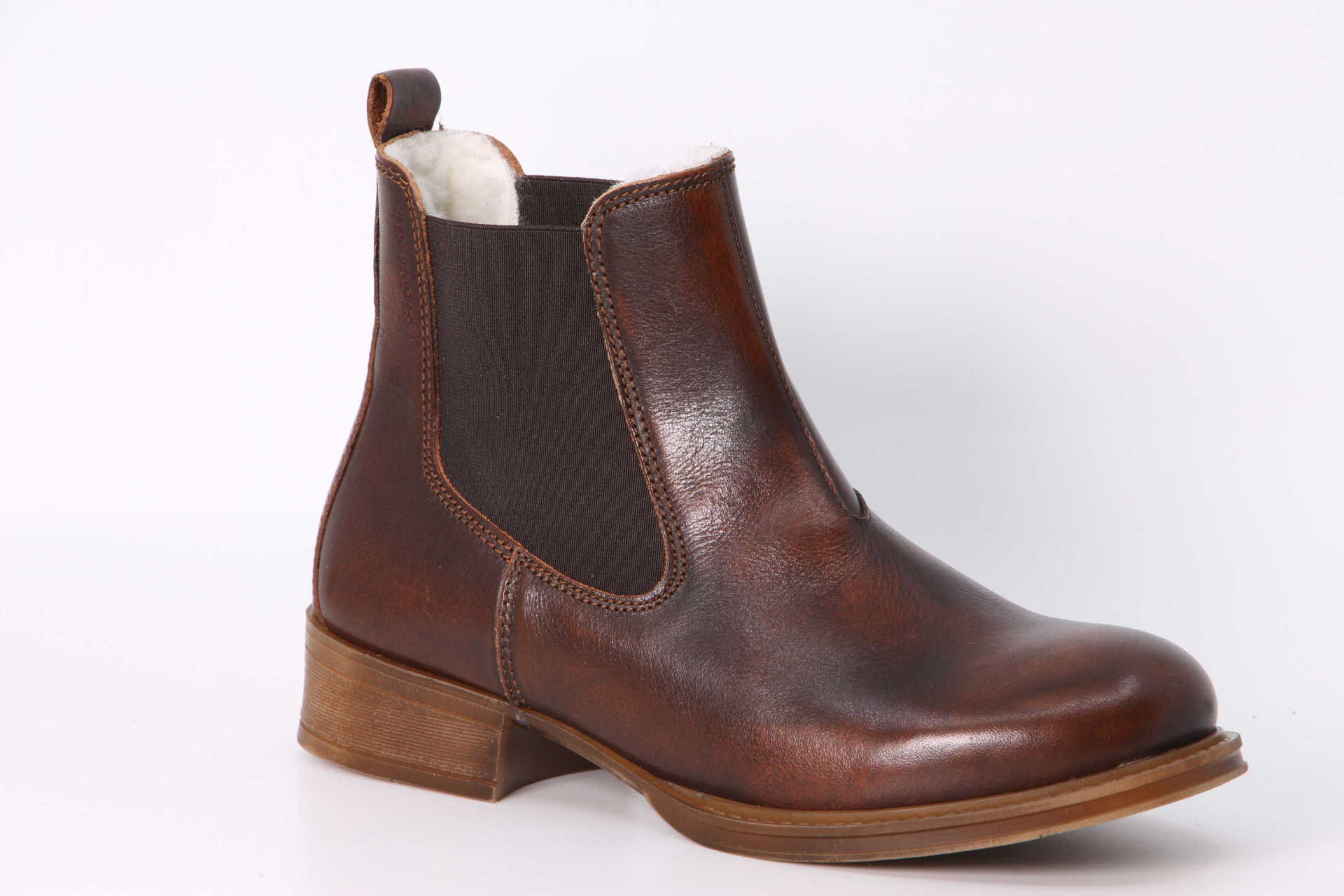 Pandora Chelsea rust