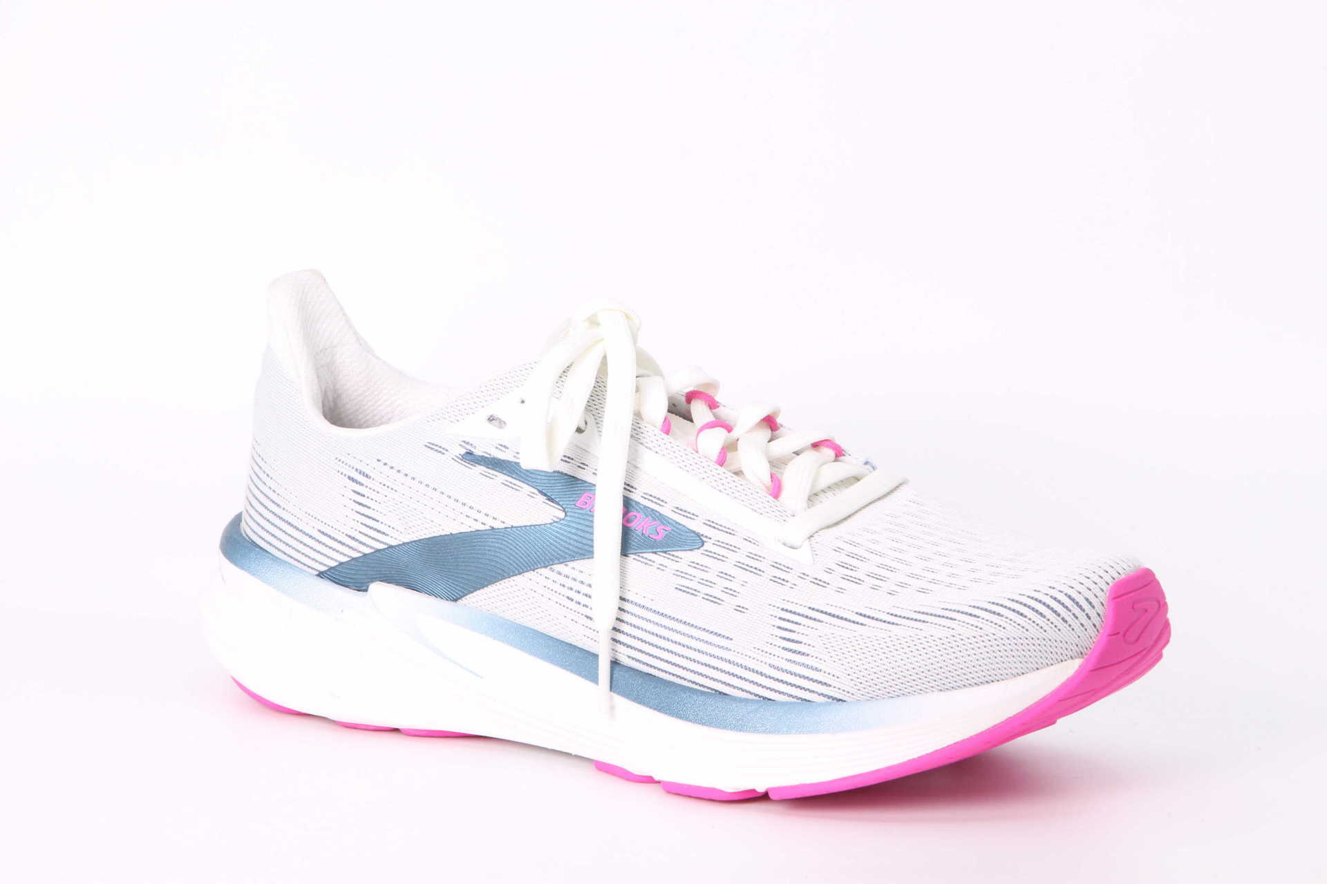 Revel 8 white / moonlight / pink